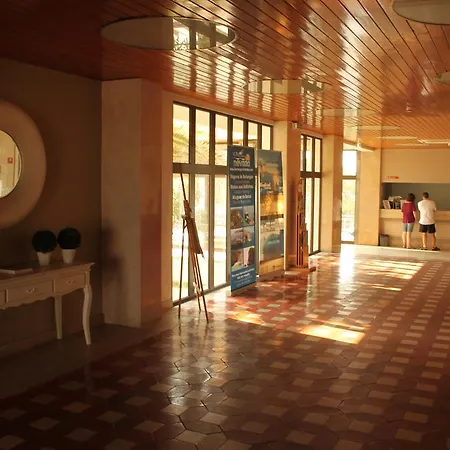 Hotel Mh 4*