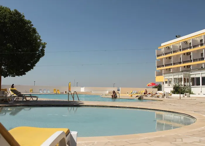 Ξενοδοχείο Mh 4*