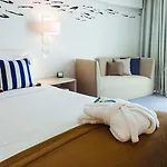 酒店 Mh佩尼切酒店 4*