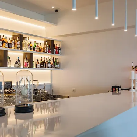 Mh Ξενοδοχείο 4*