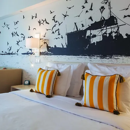 Mh Ξενοδοχείο 4*