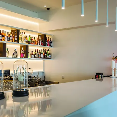 Mh Ξενοδοχείο 4*